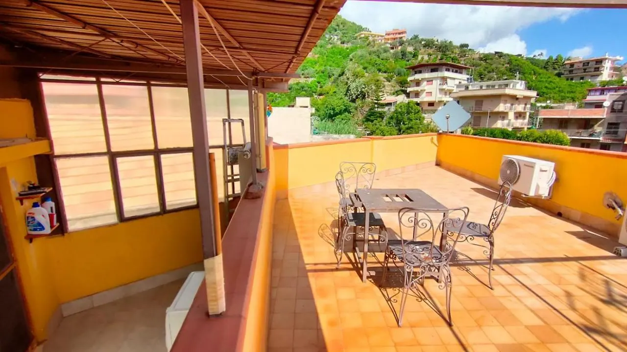 Casa vacanze Villa CASA SOPRANO da Anita Messina