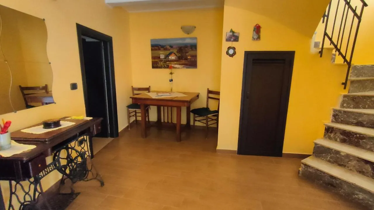 Villa CASA SOPRANO da Anita Messina 0*,  Italia